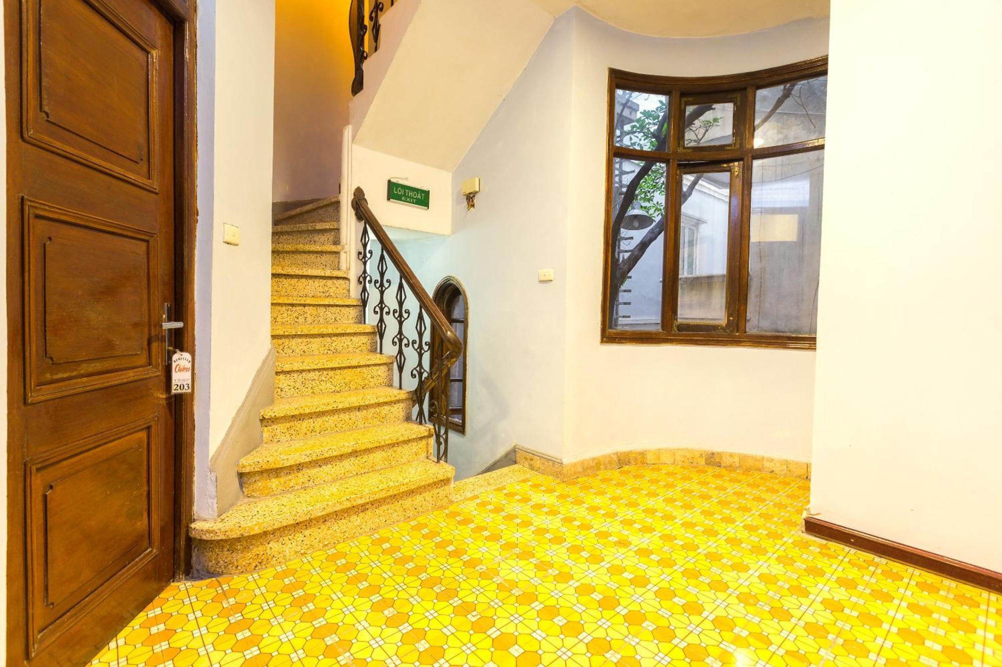 Chikoo Homestay Spot-On Ханой Екстериор снимка