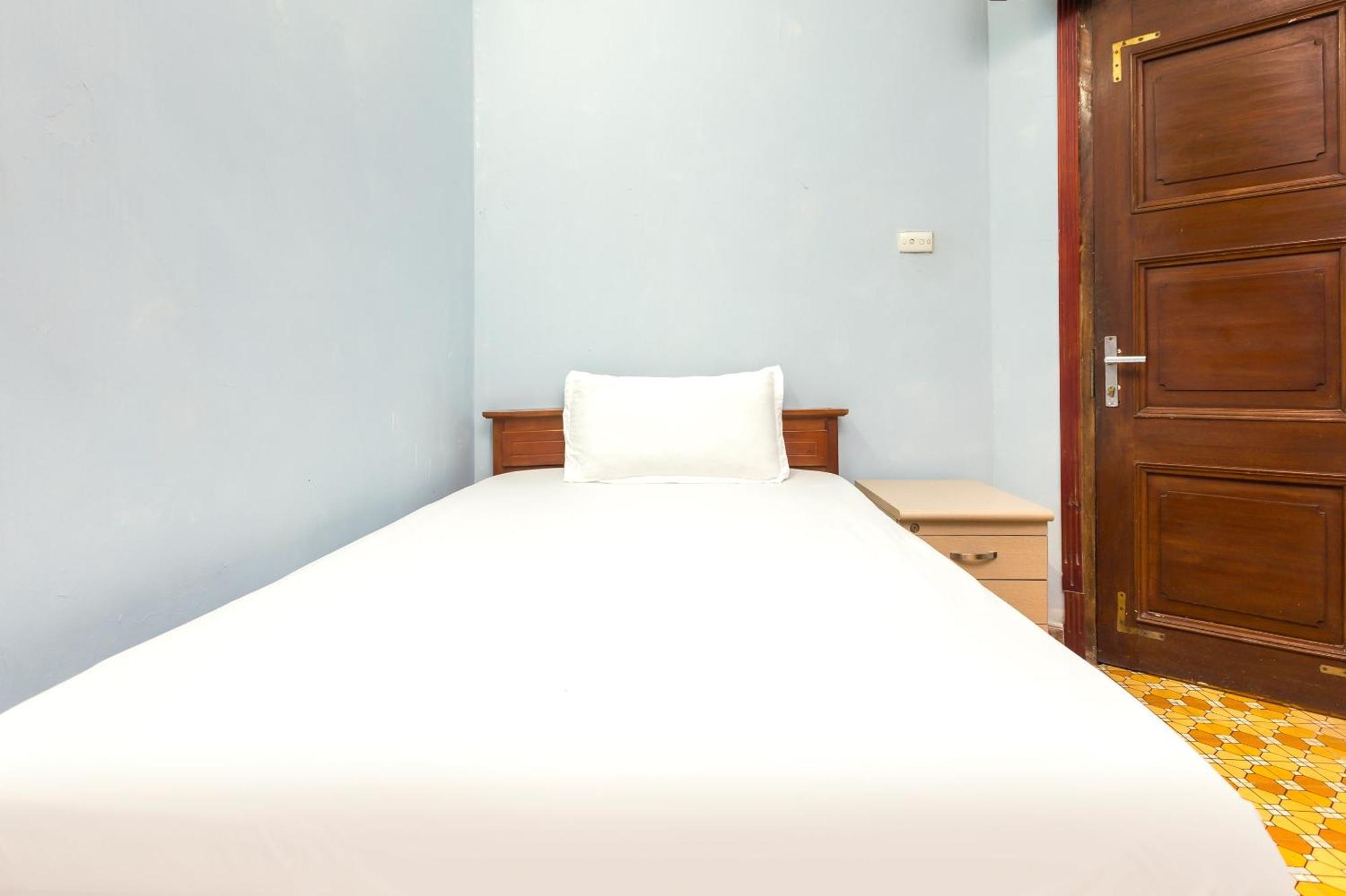Chikoo Homestay Spot-On Ханой Екстериор снимка